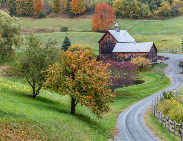 istock Country Roads -Take me home 1176022098