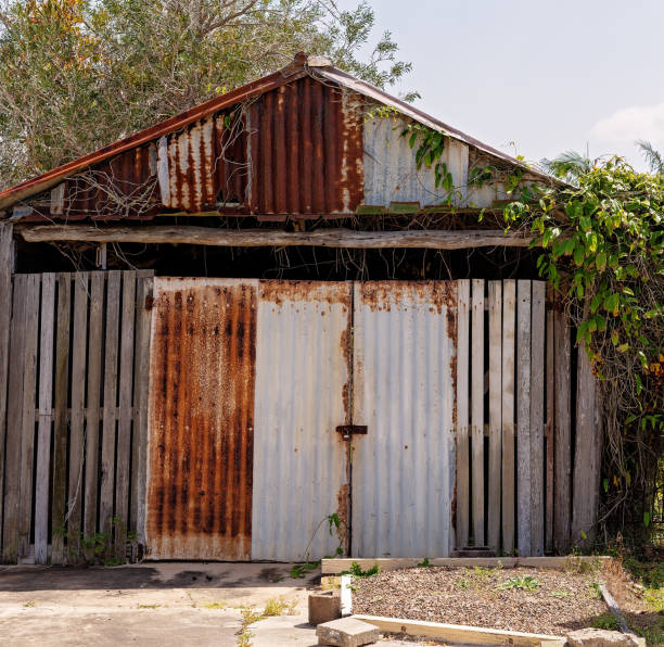 istock Old Rusted Country Shed 1176033692