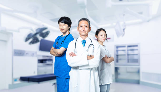 medico e infermieri in ospedale. - doctor healthcare and medicine human resources teamwork foto e immagini stock