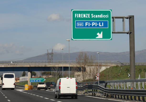 istock crossroad to italian freeway called FiPiLi 1176090809