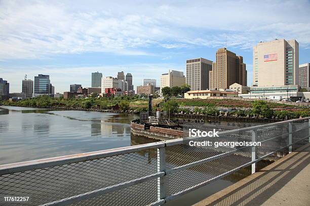 Newark Nj River Front Skyline Della Città - Fotografie stock e altre immagini di Newark - New Jersey - Newark - New Jersey, New Jersey, Orizzonte urbano