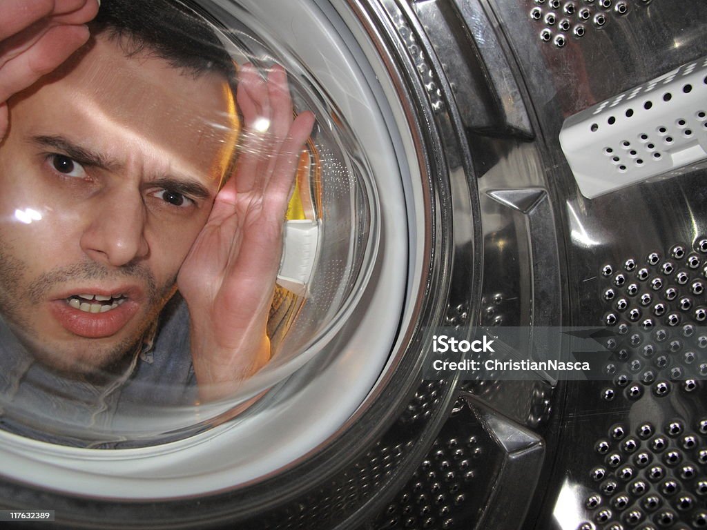 É que a câmera na máquina de lavar. (série - Foto de stock de Lavanderia - Edifício público royalty-free