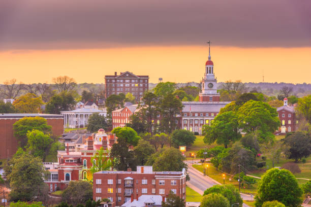 istock Macon, Georgia, USA historic downtown skyline at dusk. 1176339615