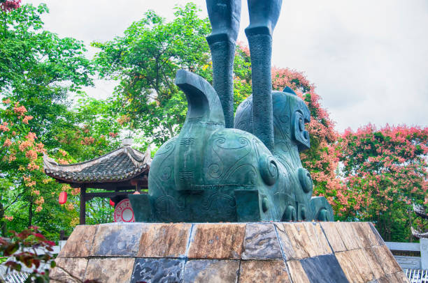 istock Fenghuang China Park and statue 1176398502