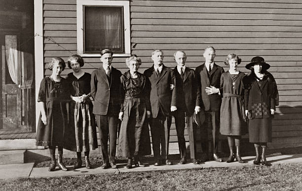 istock Family of Nine 117643285
