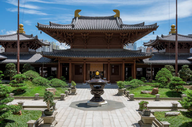 Chi Lin Nunnery, Hong Kong Temple building at buddhist Chi Lin nunnery in Hong Kong chi lin nunnery stock pictures, royalty-free photos & images