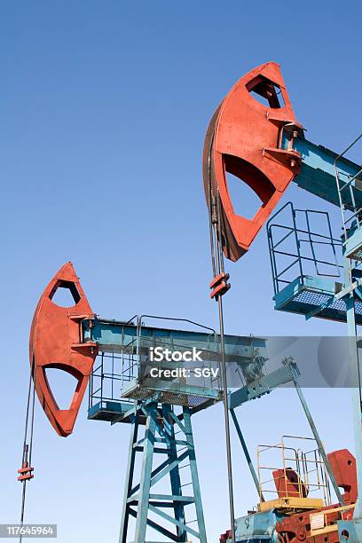 Foto de Indústria Petrolífera e mais fotos de stock de Cano - Cano, Combustível fóssil, Compartimento de armazenamento