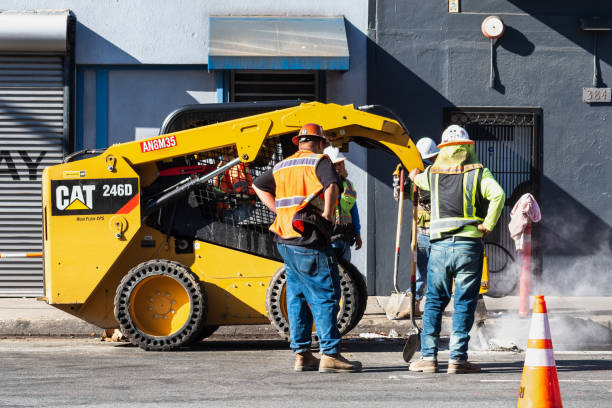 cat skid steer z mocowaniem jackhammer, san francisco - jackhammer road construction construction worker road zdjęcia i obrazy z banku zdjęć