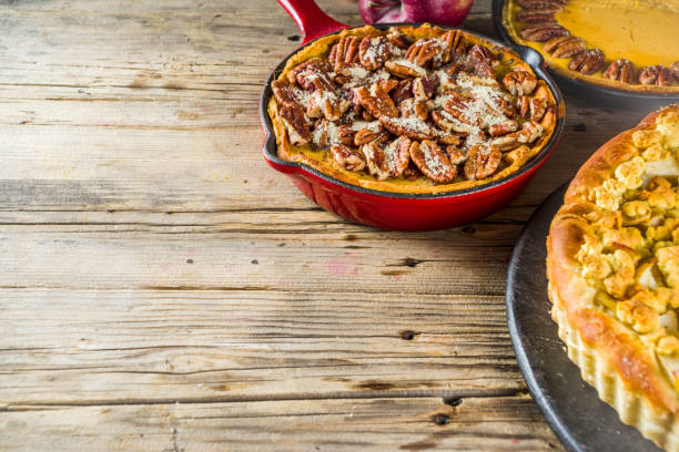 istock Traditional seasonal autumn pies 1176546459