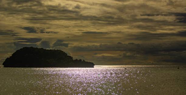 istock Alupat Island Sunset 1176673661