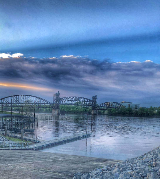 istock Spring Sunrise over the Arkansas River 1176676472