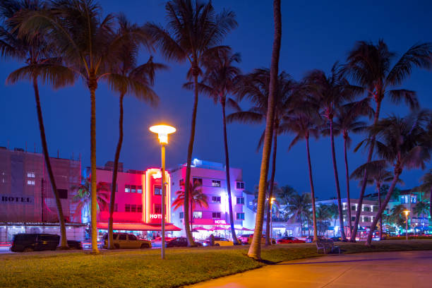 istock Neon hotels Miami Beach Ocean Drive 1176679277