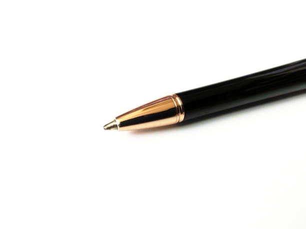 istock VH544 Pen and white background 1176702997