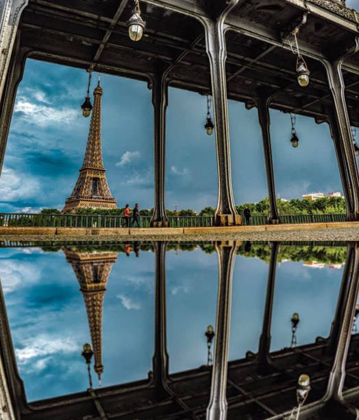istock Bir-Hakeim bridge framing the Tower 1176713545