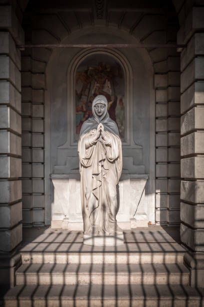 istock Statue of Virgin Mary 1176720738