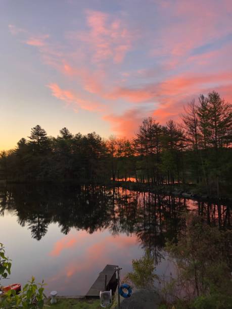 istock Beautiful Lake Sunrise 1176809076
