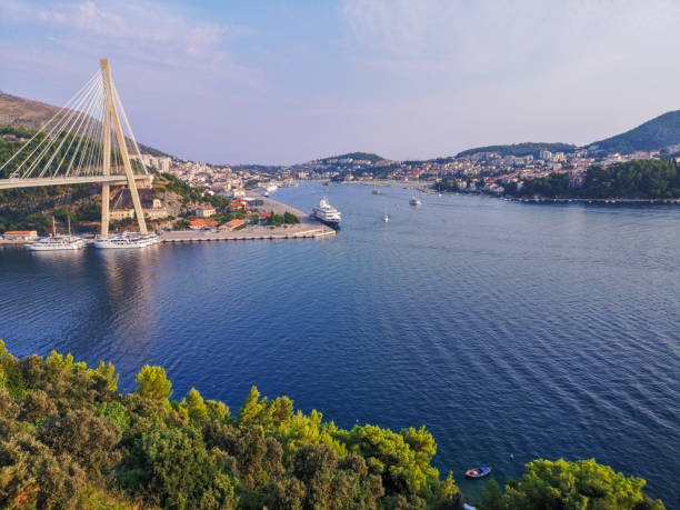 istock Bridge and Port of Gruz 1176832506