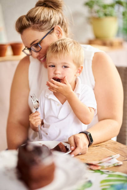 istock Mouthful of cake 1176847253