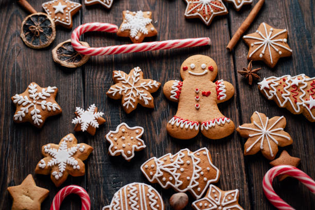 istock Christmas background with gingerbread cookies 1176901825