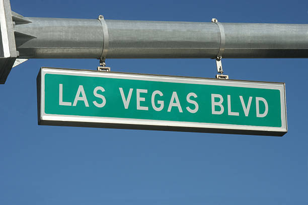 istock Las Vegas Sign 117692220