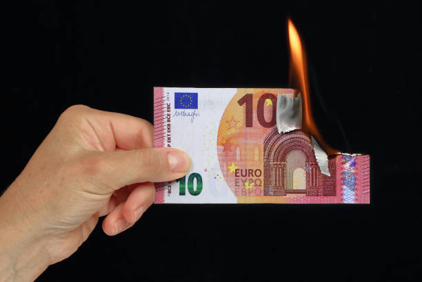 istock Banknote 10 euros hand conceptual 1176939080