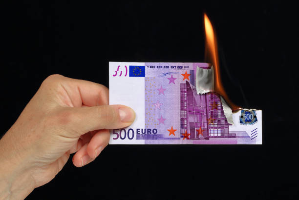 istock Banknote 500 euros hand conceptual 1176939084