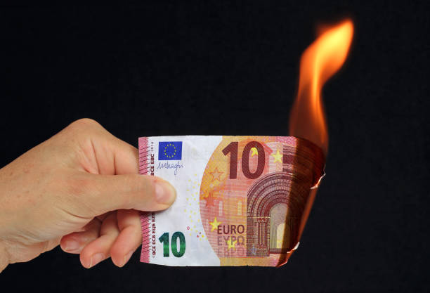 istock Banknote 10 euros hand conceptual 1176939252