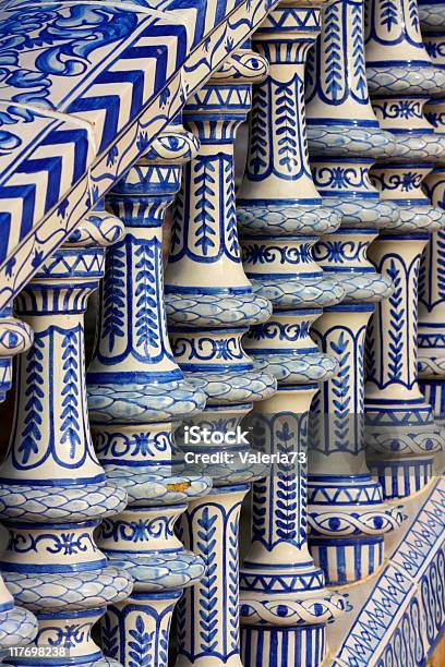 Foto de Spanish Square Em Sevilha Andaluzia Espanha e mais fotos de stock de Arquitetura - Arquitetura, Azul, Azulejo