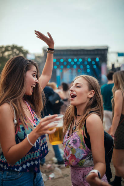 istock Enjoying the festival 1177022770