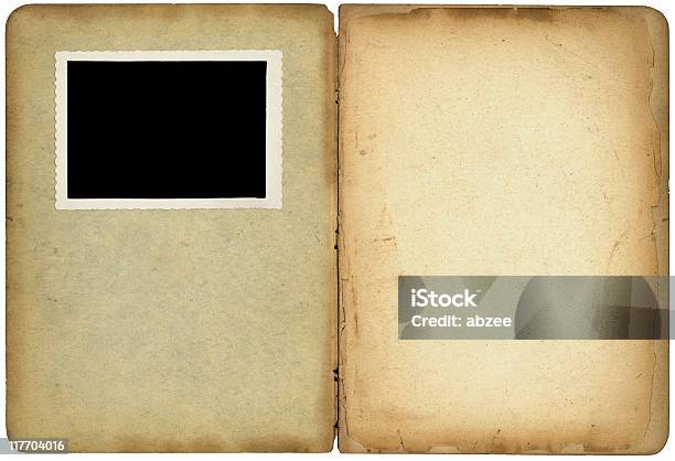 Stare Zdjęcia Na Stary Album - zdjęcia stockowe i więcej obrazów Album na zdjęcia - Album na zdjęcia, Automatyczny filtr postprodukcyjny, Bez ludzi