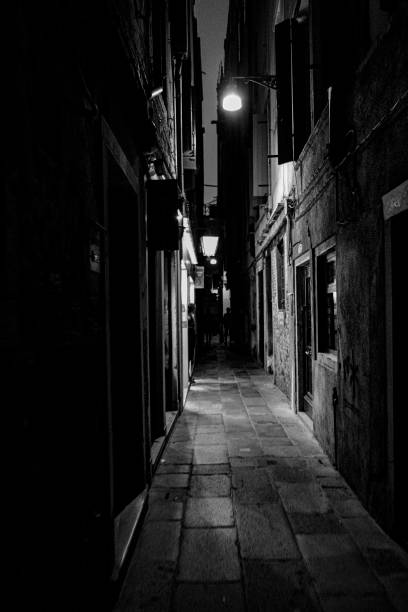 istock Dark alleyway in Venice 1177049353