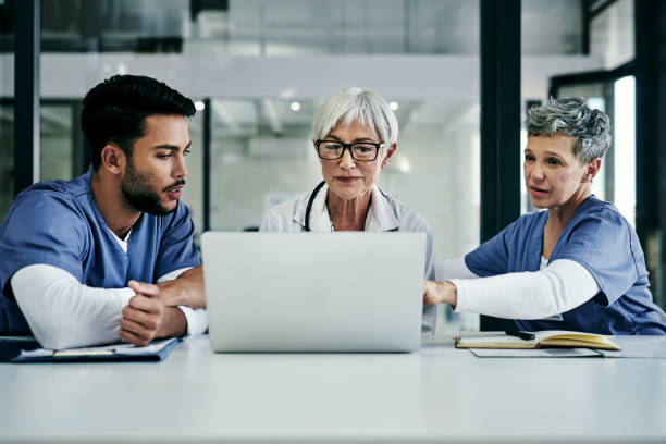 istock We appreciate all her input and experience in these meetings 1177063896