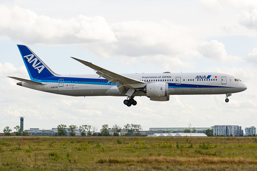 JA837A, September 23, 2019, Boeing 787-9-34526 Dreamliner landing at Paris Roissy Charles de Gaulle airport at the end of All Nippon Airways flight NH215 from Tokyo
