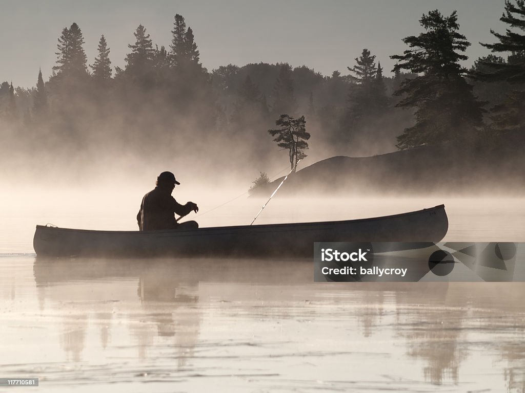 Pêcheur - Photo de Brouillard libre de droits