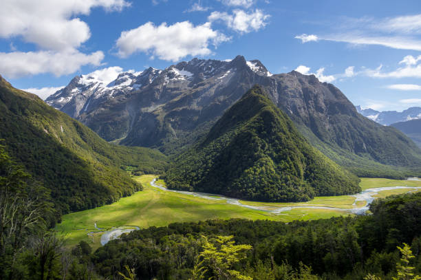 Routeburn Track View along the great walk Routeburn track, in New Zealand, south island. Majestic mountain views. fiordland national park photos stock pictures, royalty-free photos & images