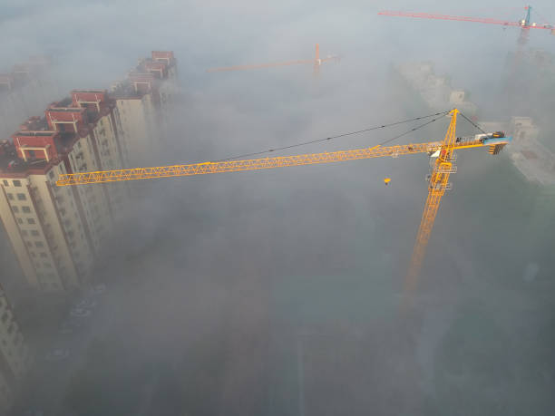 istock The fog in the city 1177141505