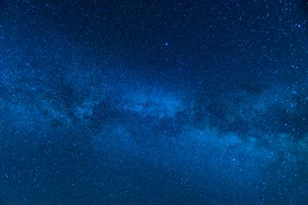 night scene milky way background - exploration sky deep blue imagens e fotografias de stock