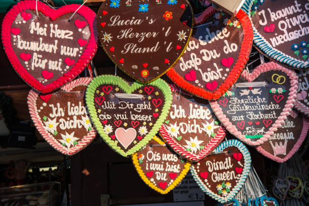 istock Traditional Gingerbread hearts at the Beer Fest, Munich, Germany 1177172471