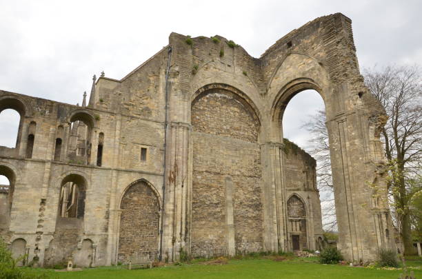 istock Ruins of a medieval abbey 1177187488