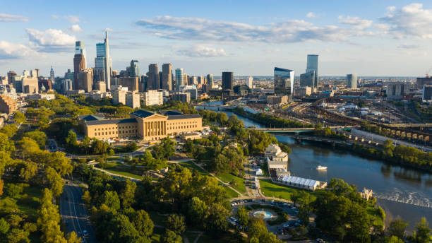 istock The Schuylkill River Meanders Flowing thru Downtown Philadelphia PA 1177274244
