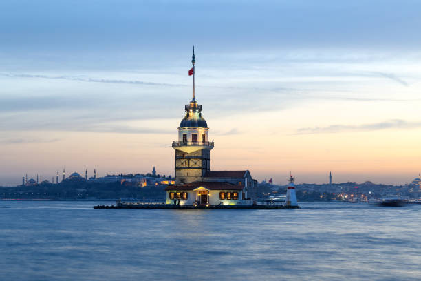 istock Maidens Tower in Istanbul, Turkey 1177279215