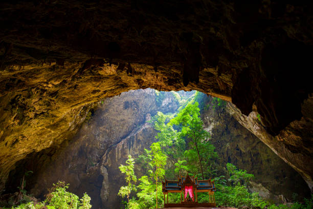 phraya nakhon cave in thailand ,khao sam roi yot national park outdoor landscape - phraya nakhon cave imagens e fotografias de stock