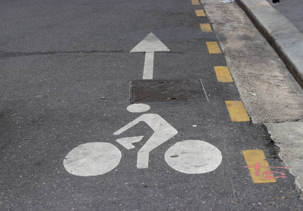 istock Bike lane in town 1177290313