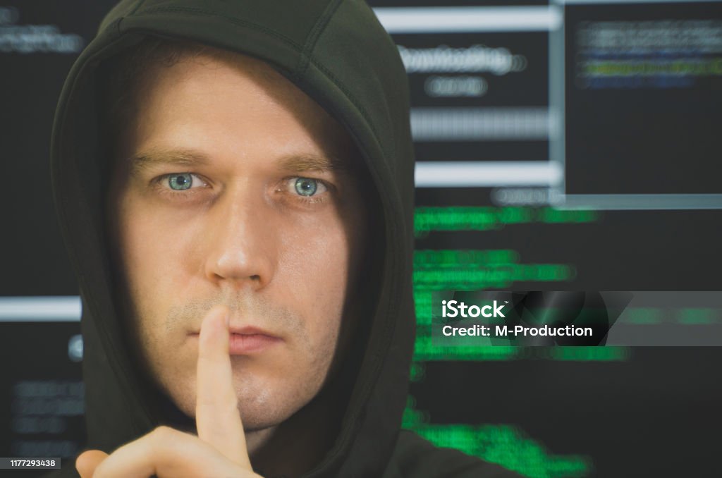 Hacker Đẹp Trai Trong Chiếc Áo Hoodie Đen Hacking Và Khái Niệm Bảo Mật Internet Hình ảnh Sẵn có - Tải xuống Hình ảnh Ngay bây giờ - iStock Hacker Đẹp Trai Trong Chiếc Áo Hoodie Đen Hacking Và Khái Niệm Bảo Mật Internet Hình Ảnh Sẵn Có - Tải Xuống Hình Ảnh Ngay Bây Giờ - Istock