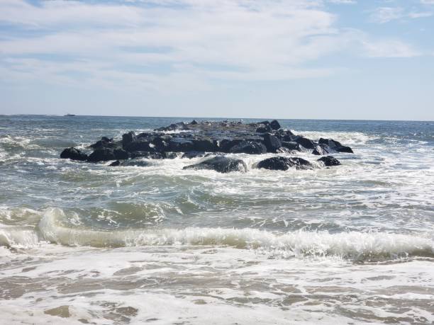 istock Belmar Beach Ocean waves and Rocks 1177314824
