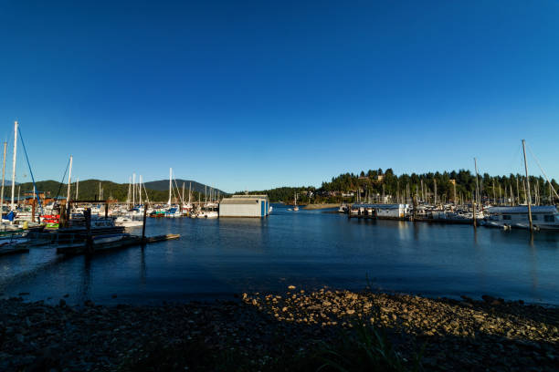 istock Waterfront lighting up in the evening sun in Gibsons, BC 1177336162