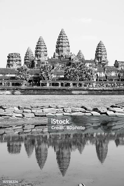 Riflessioni Di Angkor Wat - Fotografie stock e altre immagini di Ambientazione esterna - Ambientazione esterna, Angkor, Angkor Wat