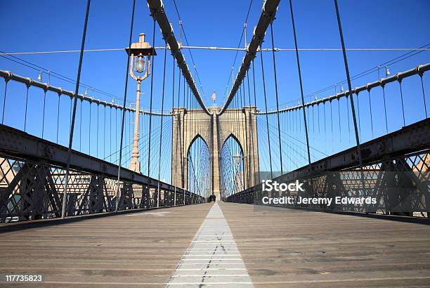 저해상 앵글을 보기 브루클린 다리 0명에 대한 스톡 사진 및 기타 이미지 - 0명, 건축, 교량