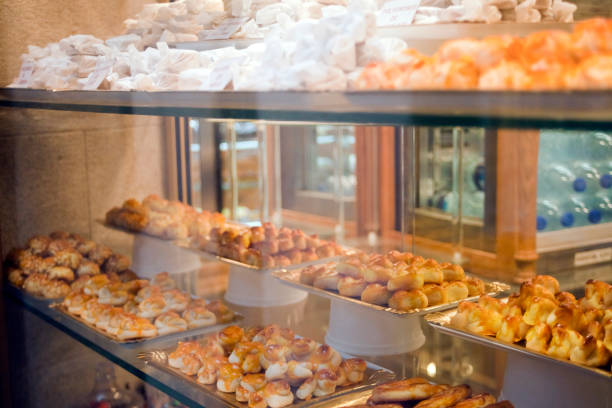 istock Bakery store window. Christmas traditional spanish cakes. 1177428863