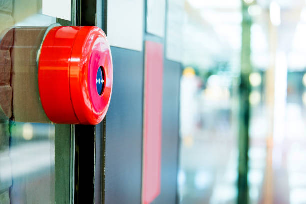 istock Fire alarm on wall of shopping mall 1177444062